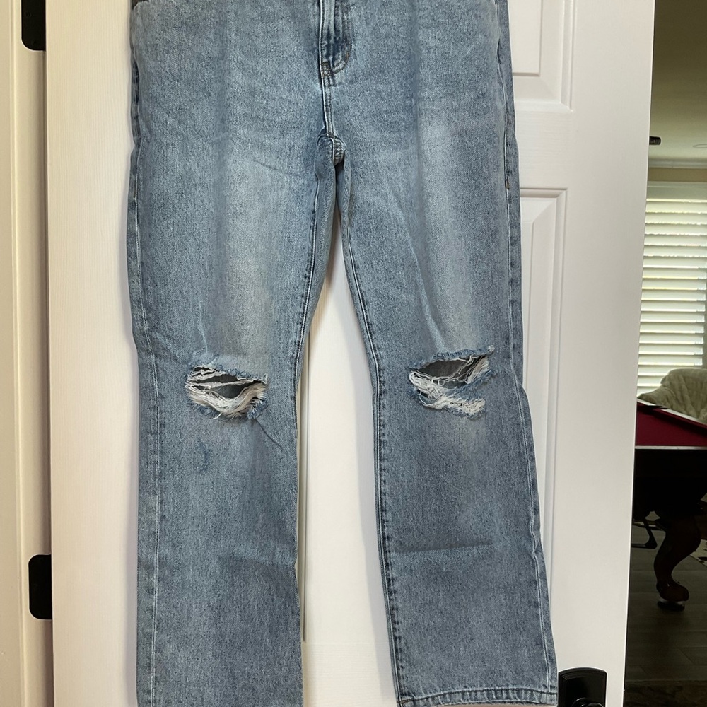 Cabi 100% Boyfriend Jean - EUC - Size 10